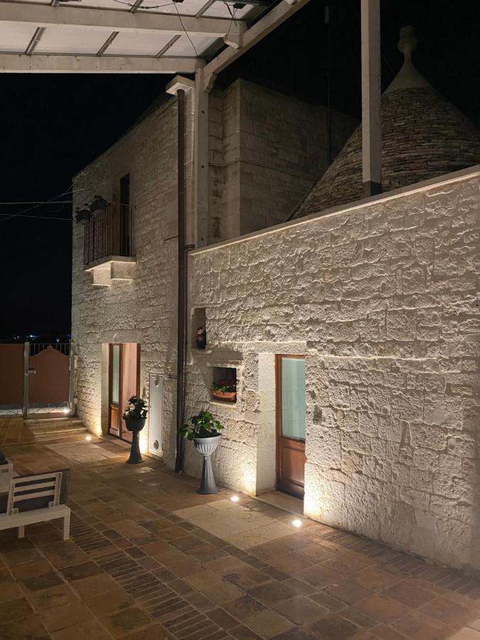 Trullo il cantastorie Alberobello Esterno foto