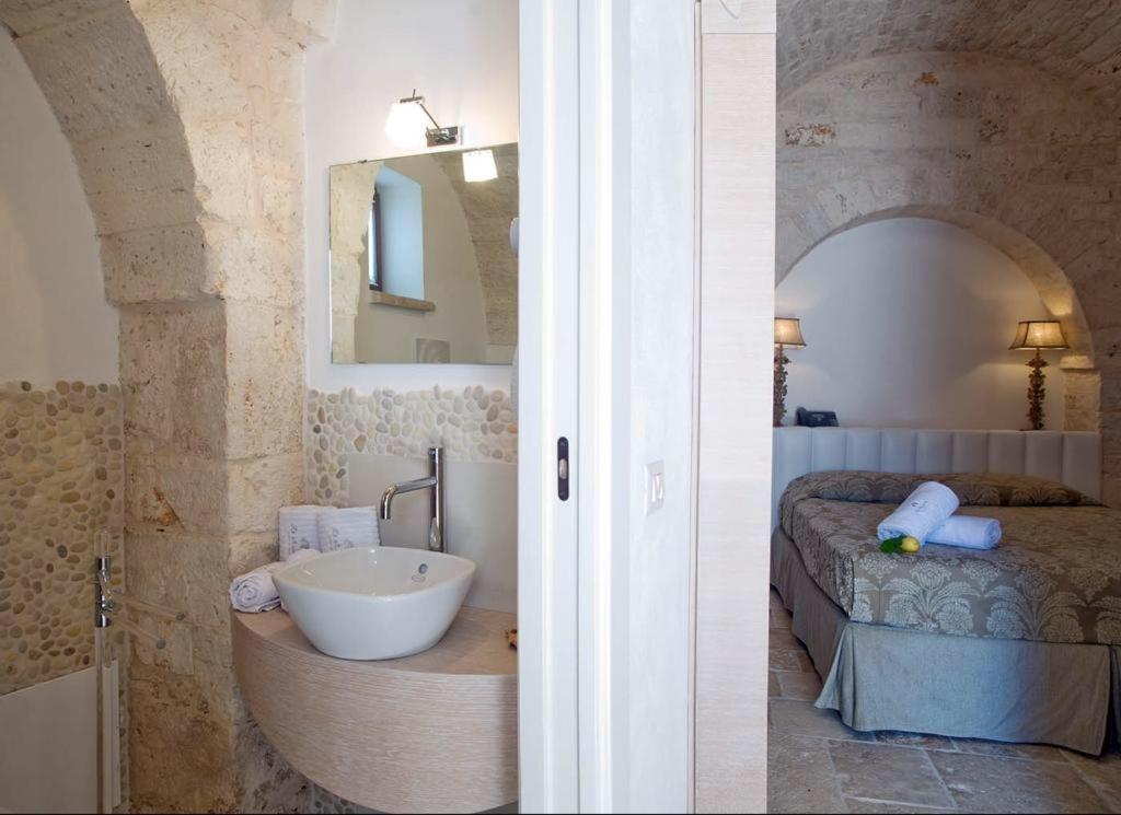 Trullo il cantastorie Alberobello Esterno foto