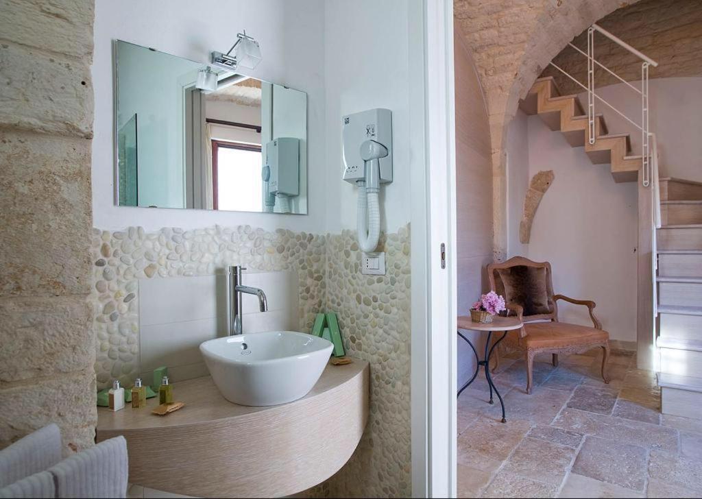 Trullo il cantastorie Alberobello Esterno foto
